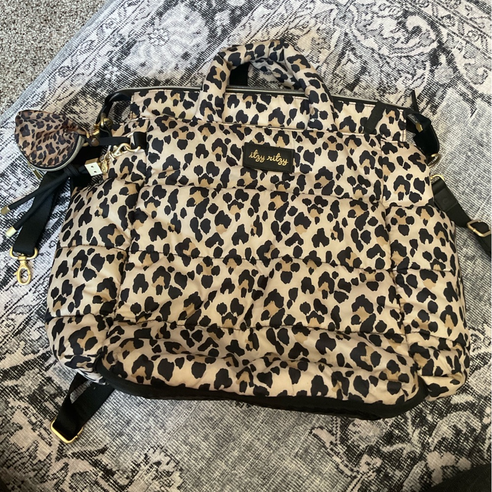 Itzy Ritzy dream backpack